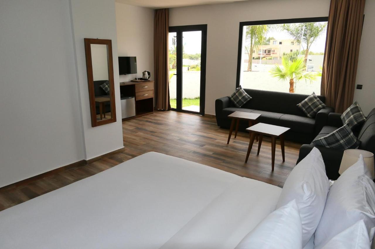 Hotel Corail De Cabo Cabo Negro Exteriér fotografie